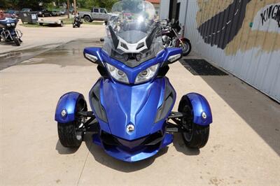 2013 Can Am Spyder RT SM5   - Photo 3 - Kingman, KS 67068