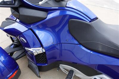 2013 Can Am Spyder RT SM5   - Photo 27 - Kingman, KS 67068