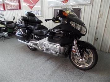 2008 Honda Gold Wing 1800   - Photo 2 - Kingman, KS 67068