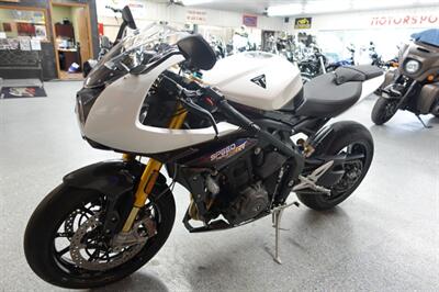 2024 Triumph Speed Triple 1200 RR   - Photo 6 - Kingman, KS 67068