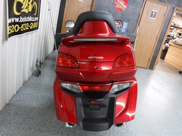 2014 Honda Gold Wing 1800   - Photo 11 - Kingman, KS 67068