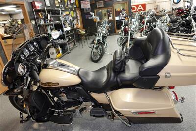 2014 Harley-Davidson Ultra Classic Limited   - Photo 5 - Kingman, KS 67068