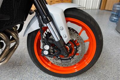 2020 Yamaha MT-09 - Photo 12 - Kingman, KS 67068