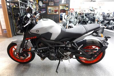 2020 Yamaha MT-09 - Photo 5 - Kingman, KS 67068