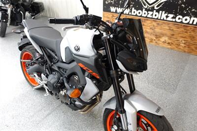 2020 Yamaha MT-09 - Photo 11 - Kingman, KS 67068