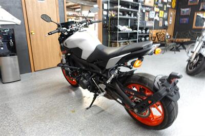 2020 Yamaha MT-09 - Photo 6 - Kingman, KS 67068