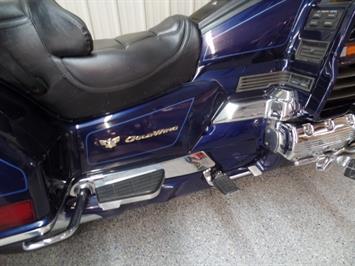 2000 Honda Gold Wing 1500 Anniversary   - Photo 8 - Kingman, KS 67068