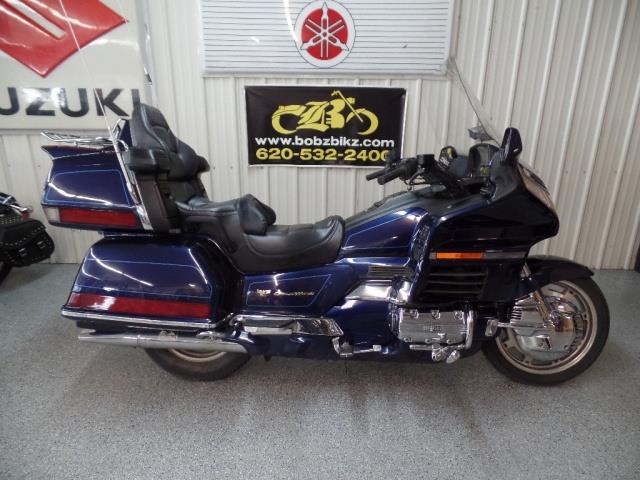 2000 Honda Gold Wing 1500 Anniversary - Photo 1 - Kingman, KS 67068