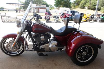 2016 Harley-Davidson Freewheeler - Photo 5 - Kingman, KS 67068