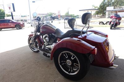 2016 Harley-Davidson Freewheeler - Photo 6 - Kingman, KS 67068