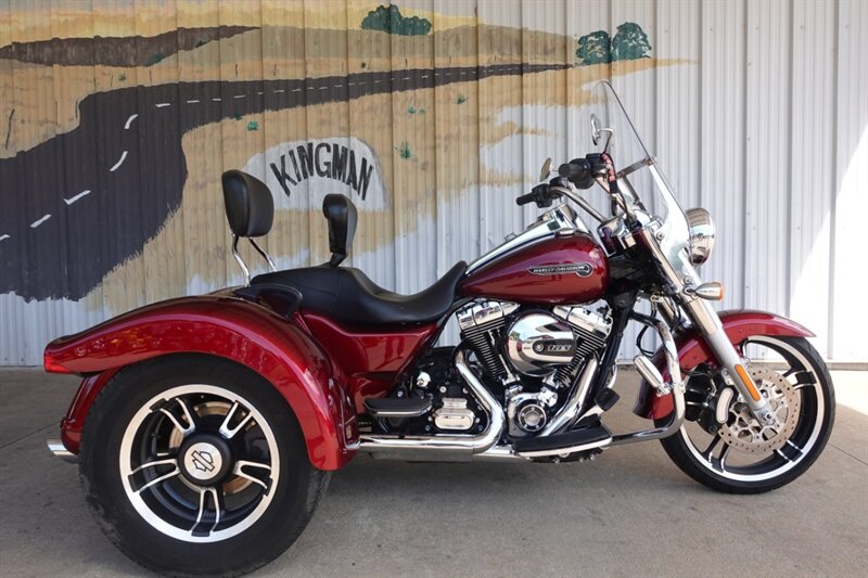 2016 Harley-Davidson Freewheeler   - Photo 1 - Kingman, KS 67068