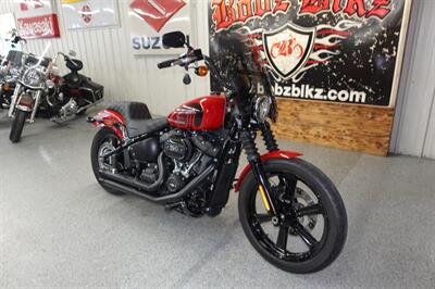 2023 Harley-Davidson Street Bob 114 - Photo 2 - Kingman, KS 67068