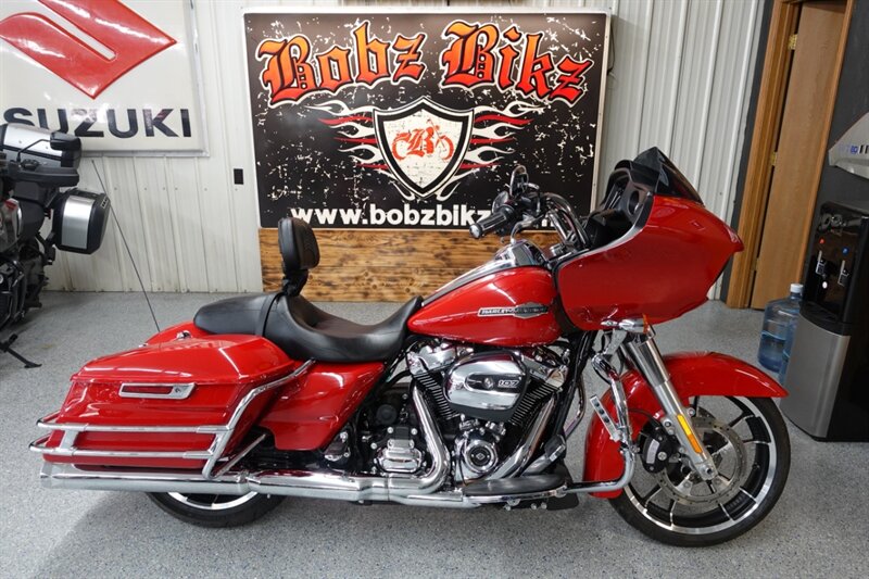2023 Harley-Davidson Road Glide   - Photo 1 - Kingman, KS 67068