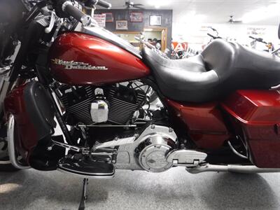 2009 Harley-Davidson Street Glide   - Photo 19 - Kingman, KS 67068