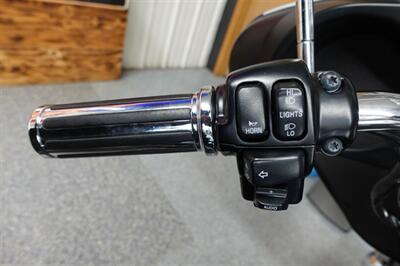 2001 Harley-Davidson Electra Glide Classic   - Photo 64 - Kingman, KS 67068