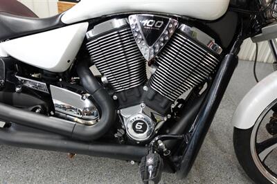 2010 Victory Vegas Low   - Photo 11 - Kingman, KS 67068