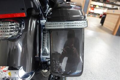 2019 Harley-Davidson Road Glide Ultra - Photo 30 - Kingman, KS 67068