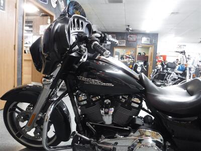 2019 Harley-Davidson Street Glide   - Photo 6 - Kingman, KS 67068