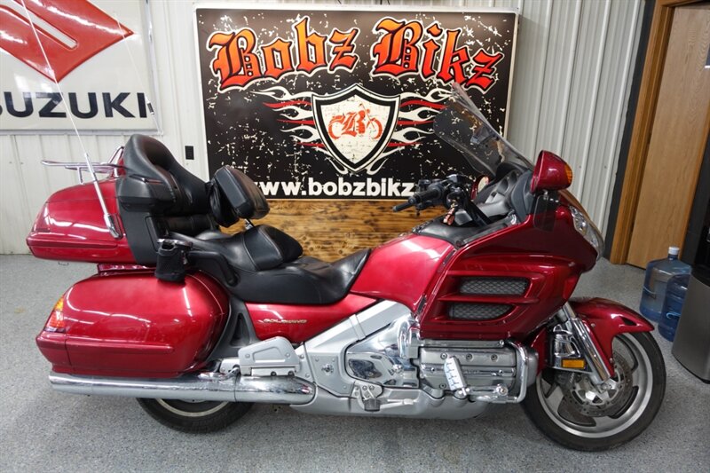 2004 Honda Gold Wing 1800   - Photo 1 - Kingman, KS 67068