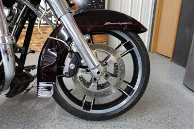 2014 Harley-Davidson Street Glide Special   - Photo 10 - Kingman, KS 67068