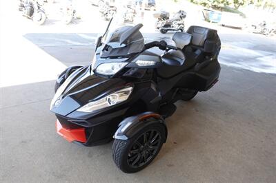 2016 Can Am Spyder RT-S Special Series - Photo 4 - Kingman, KS 67068