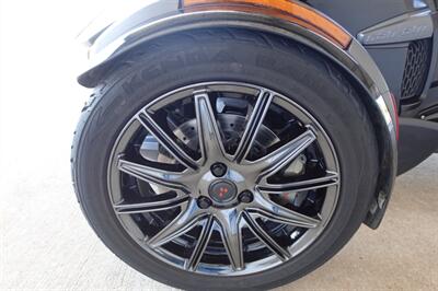 2016 Can Am Spyder RT-S Special Series - Photo 26 - Kingman, KS 67068