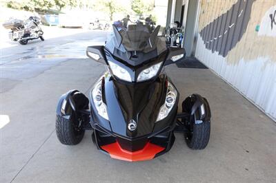 2016 Can Am Spyder RT-S Special Series - Photo 3 - Kingman, KS 67068