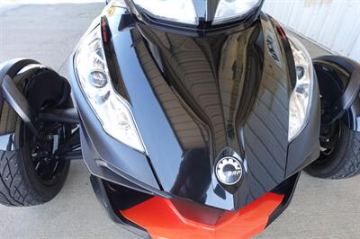2016 Can Am Spyder RT-S Special Series - Photo 13 - Kingman, KS 67068