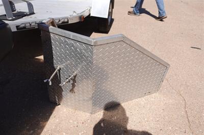 2009 Aluma Trailer   - Photo 3 - Kingman, KS 67068