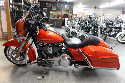 2017 Harley-Davidson Street Glide Special   - Photo 5 - Kingman, KS 67068
