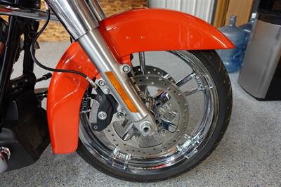 2017 Harley-Davidson Street Glide Special   - Photo 12 - Kingman, KS 67068