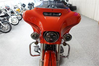 2017 Harley-Davidson Street Glide Special   - Photo 3 - Kingman, KS 67068