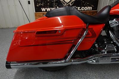 2017 Harley-Davidson Street Glide Special   - Photo 9 - Kingman, KS 67068