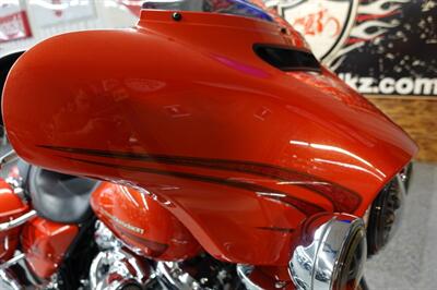 2017 Harley-Davidson Street Glide Special   - Photo 34 - Kingman, KS 67068