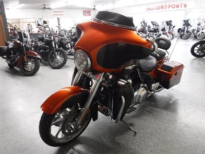 2012 Harley-Davidson Street Glide CVO   - Photo 23 - Kingman, KS 67068