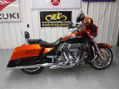 2012 Harley-Davidson Street Glide CVO   - Photo 1 - Kingman, KS 67068