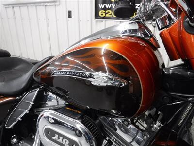 2012 Harley-Davidson Street Glide CVO   - Photo 9 - Kingman, KS 67068