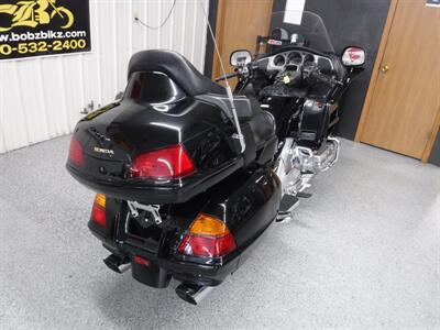 2001 Honda Gold Wing 1800 ABS   - Photo 11 - Kingman, KS 67068