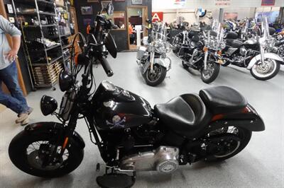 2009 Harley-Davidson Cross Bones   - Photo 5 - Kingman, KS 67068