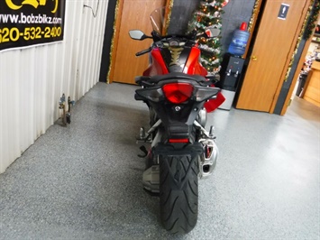 2010 Honda VFR1200F   - Photo 12 - Kingman, KS 67068