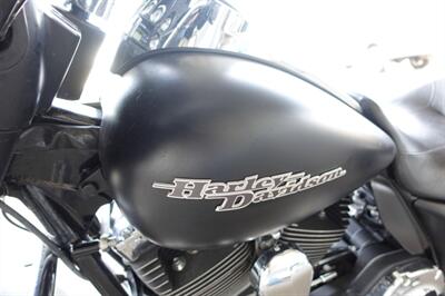2013 Harley-Davidson Street Glide - Photo 23 - Kingman, KS 67068