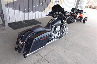 2013 Harley-Davidson Street Glide - Photo 9 - Kingman, KS 67068