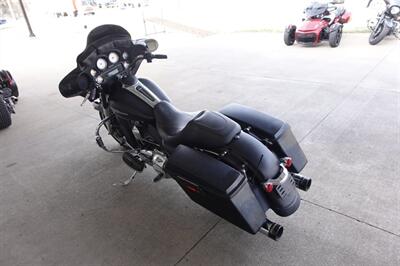 2013 Harley-Davidson Street Glide - Photo 7 - Kingman, KS 67068
