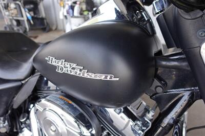 2013 Harley-Davidson Street Glide - Photo 14 - Kingman, KS 67068