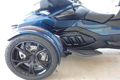 2020 Can-Am Spyder RT SE6   - Photo 18 - Kingman, KS 67068