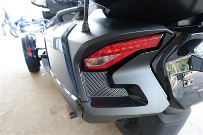 2020 Can-Am Spyder RT SE6   - Photo 31 - Kingman, KS 67068
