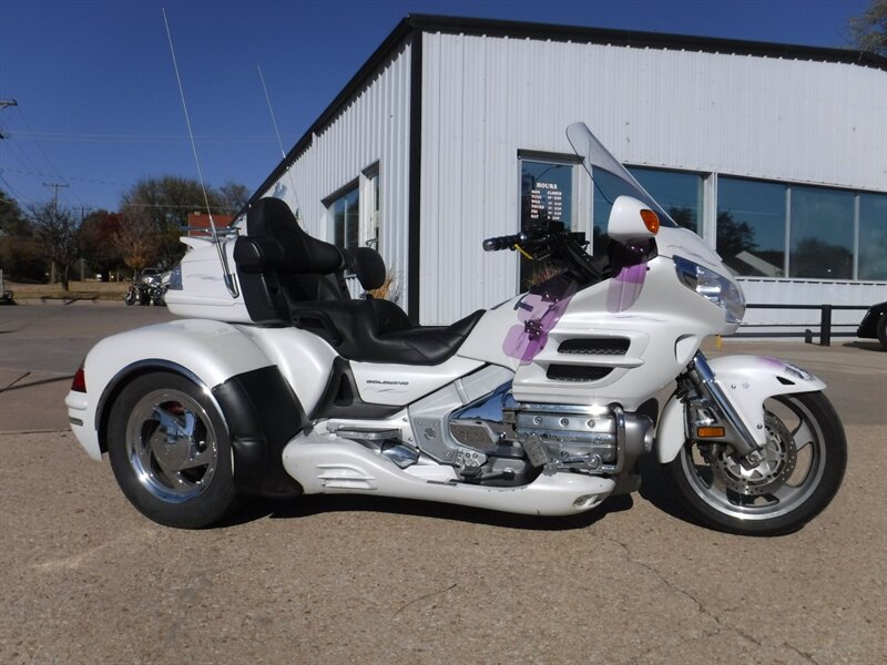 2008 gold wing trike