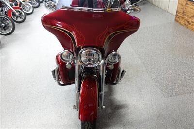 2005 Harley-Davidson CVO Electra Glide   - Photo 4 - Kingman, KS 67068