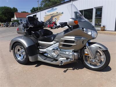 2002 Honda Gold Wing 1800 Trike Motortrike   - Photo 1 - Kingman, KS 67068