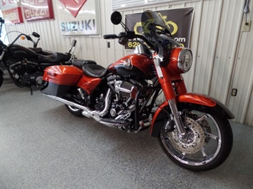 2014 Harley-Davidson Road King CVO   - Photo 2 - Kingman, KS 67068